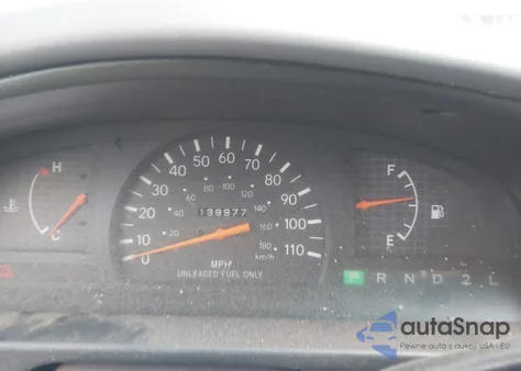 1998 Toyota Tacoma z USA, uszkodzony, nr VIN 4TAVL52N2WZ143695